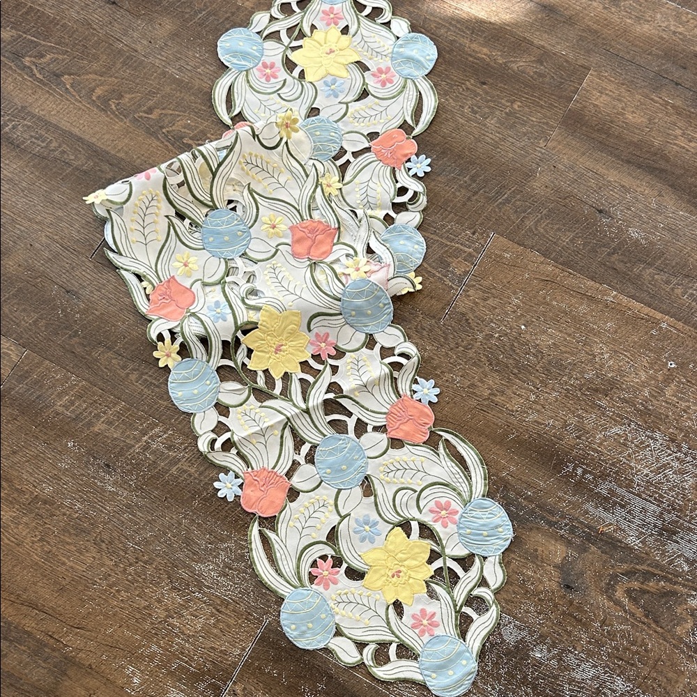 Bella Lux Floral Embroidered Linens Table Runner Cutouts Easter  Spring 68x12